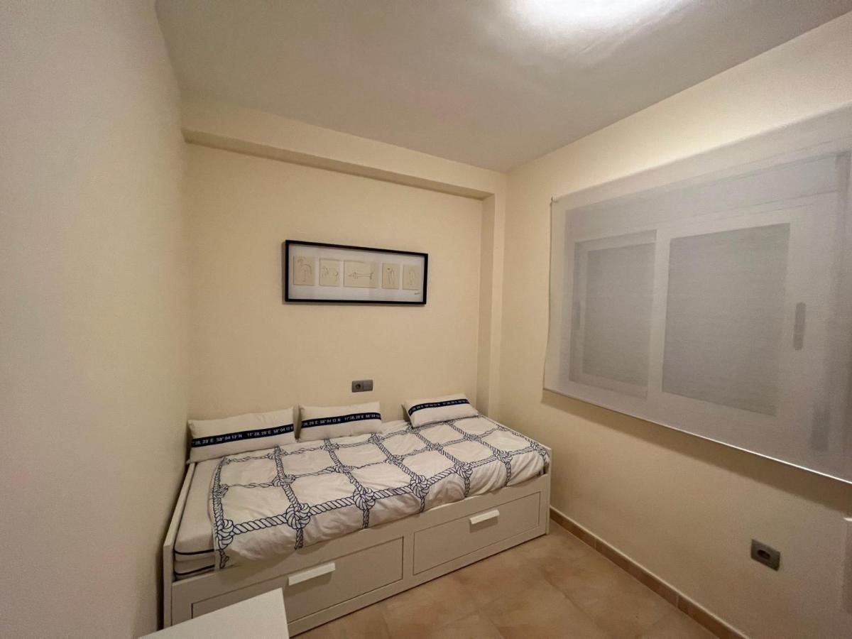 Apartamento Familiar Con Piscina A Un Paso De Playa Cala Sirenas Miami Playa Екстериор снимка